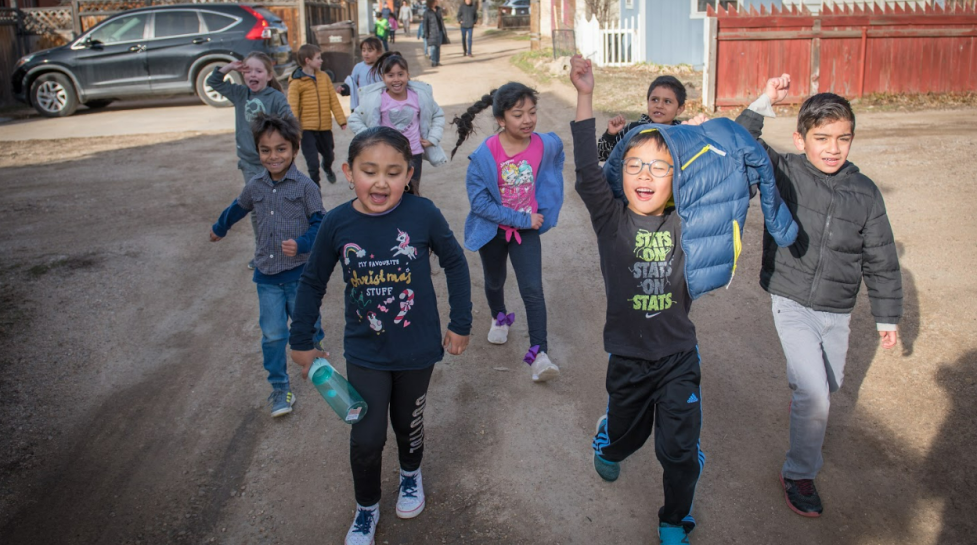 Group of kids running