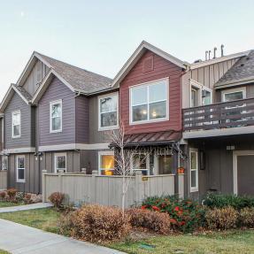 Front of townhomes 