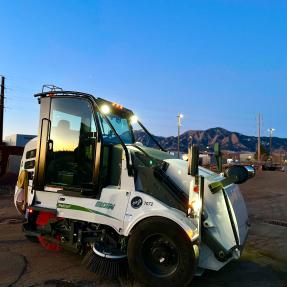 Electric Street Sweeper